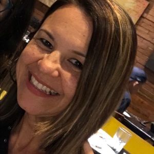 Meet your Posher, Janaina